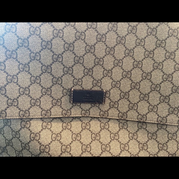 SOLD - - Gucci Diaper Bag - Picture 3 of 11
